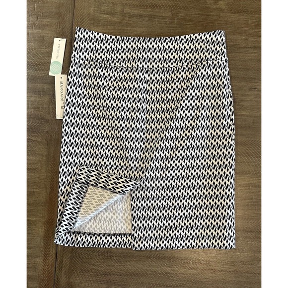 NWT Margaret M Christiana Pencil Skirt Black White Geometric Print Size Large - Picture 8 of 10